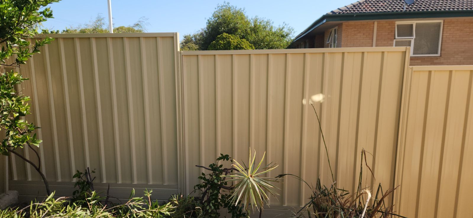 Benefits of Colorbond Fencing in Perth Benefits of Colorbond Fencing in Perth